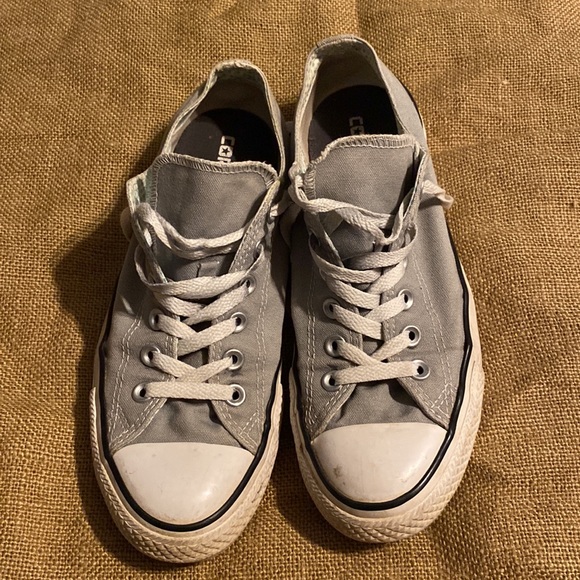 Converse gray womens size 9 - Picture 3 of 6